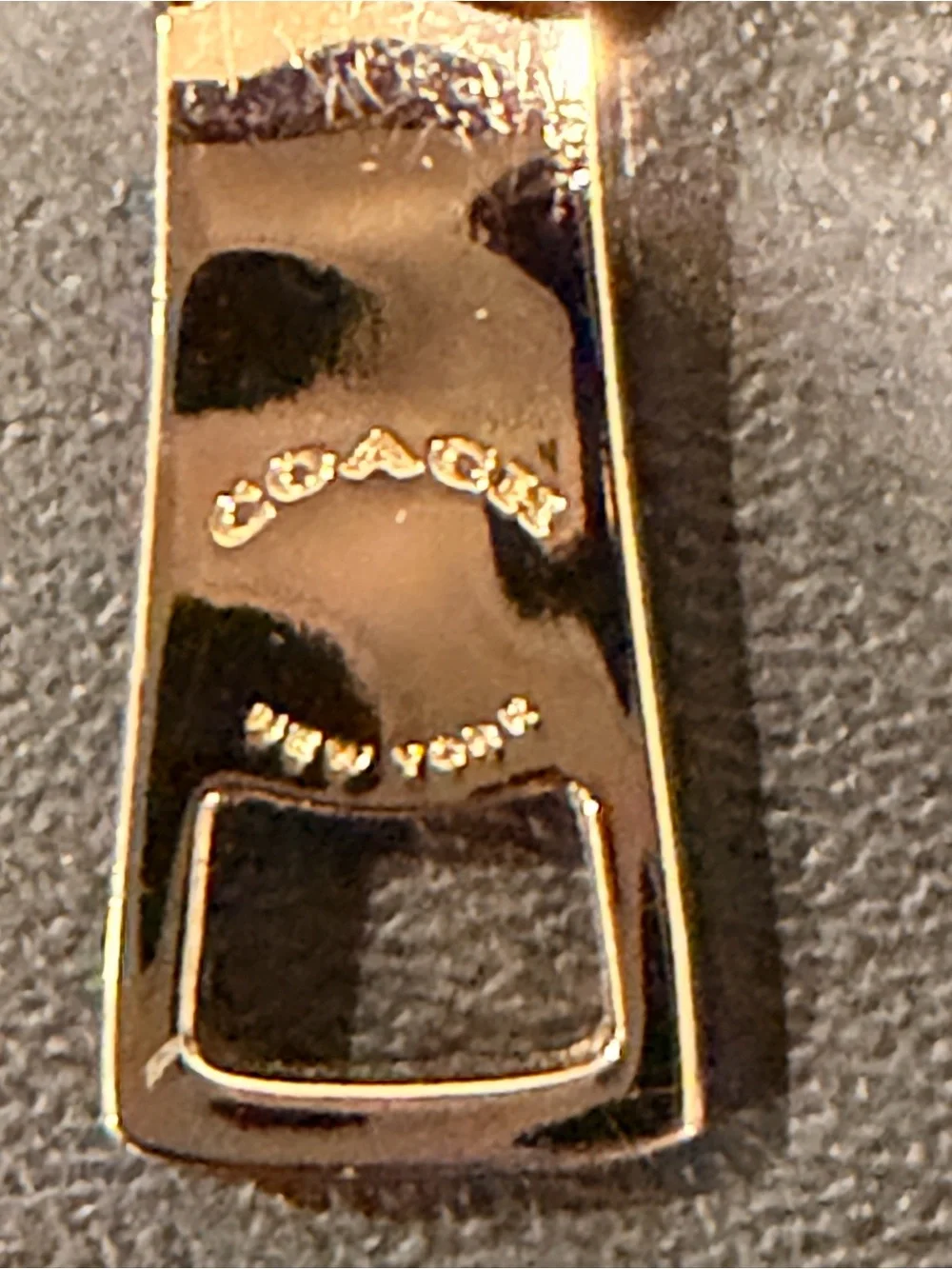 COACH NY Pebbled Leather XL Hangtag Wristlet Multifunction Zip Case Wallet 52507